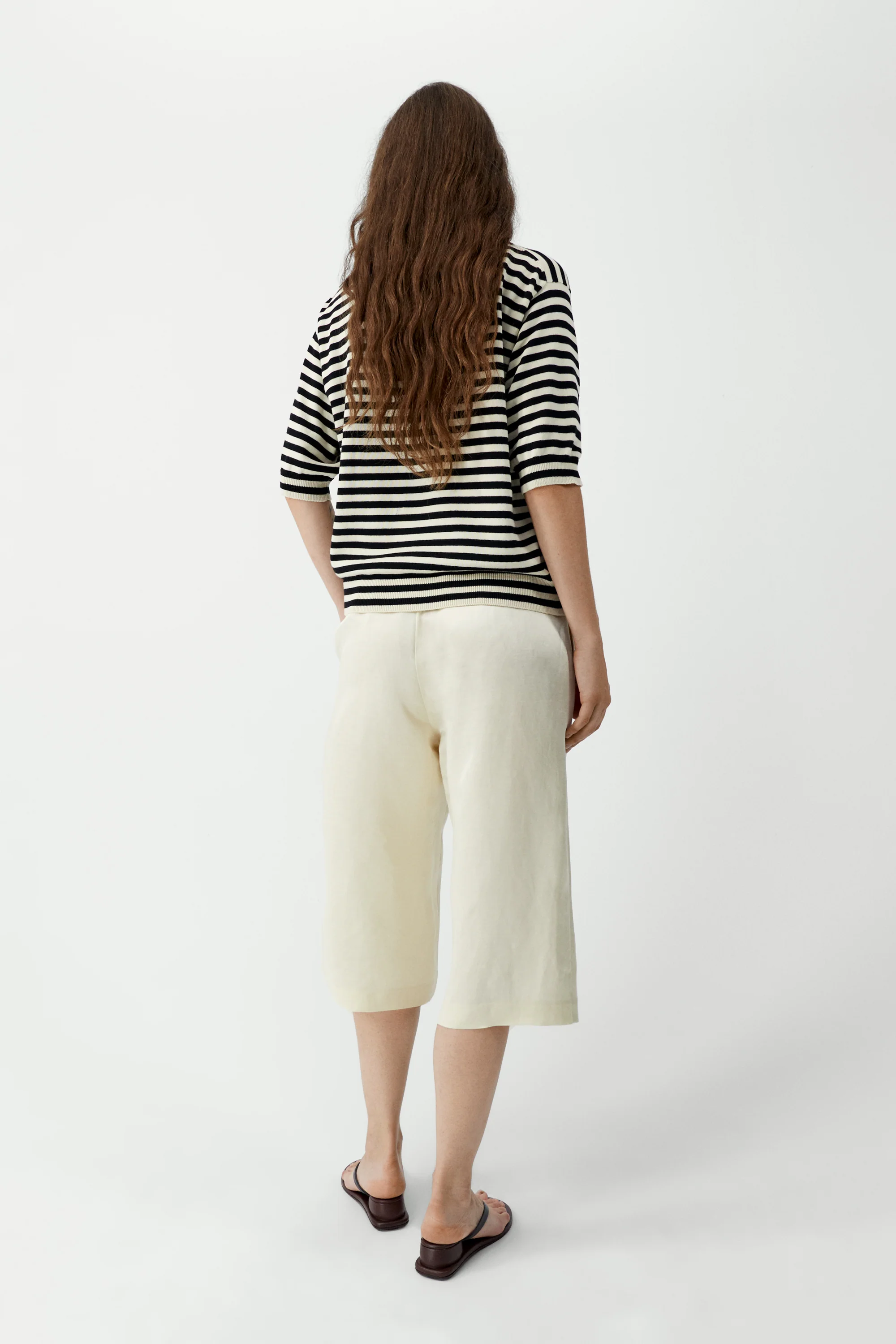 ORGANIC COTTON V-NECK POLO - Image 3